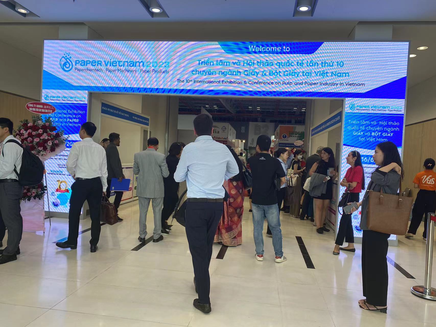 المعرض الدولي الثامن للطلاءات وأحبار الطباعة في فيتنام